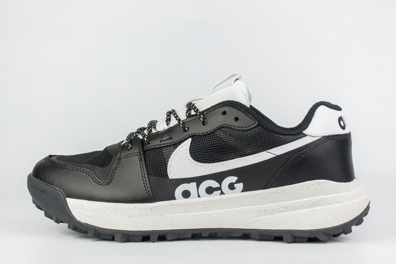 Nike Acg Lowcate Black White